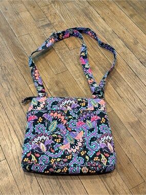 WAVERLY Inspirations Floral Paisley Crossbody Bag (NWOT)